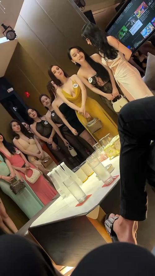 制服店是什麼？為什麼男人都愛去制服酒店？消費文化、玩法一次搞懂15 / 作者:admin / 帖子ID:17