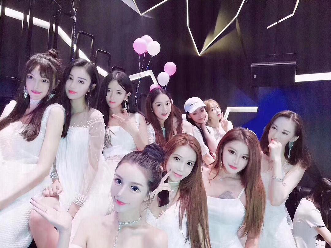 飯局經紀與酒店消費完整指南｜飯局兼職、酒店領台工作解析｜女星為何愛露事業線？6 / 作者:酒店經紀 / 帖子ID:892