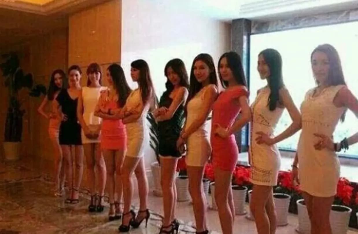 台北夜生活酒店消費完整攻略｜便服店、禮服店、制服店、夜總會喝酒娛樂一次搞懂4 / 作者:admin / 帖子ID:2480