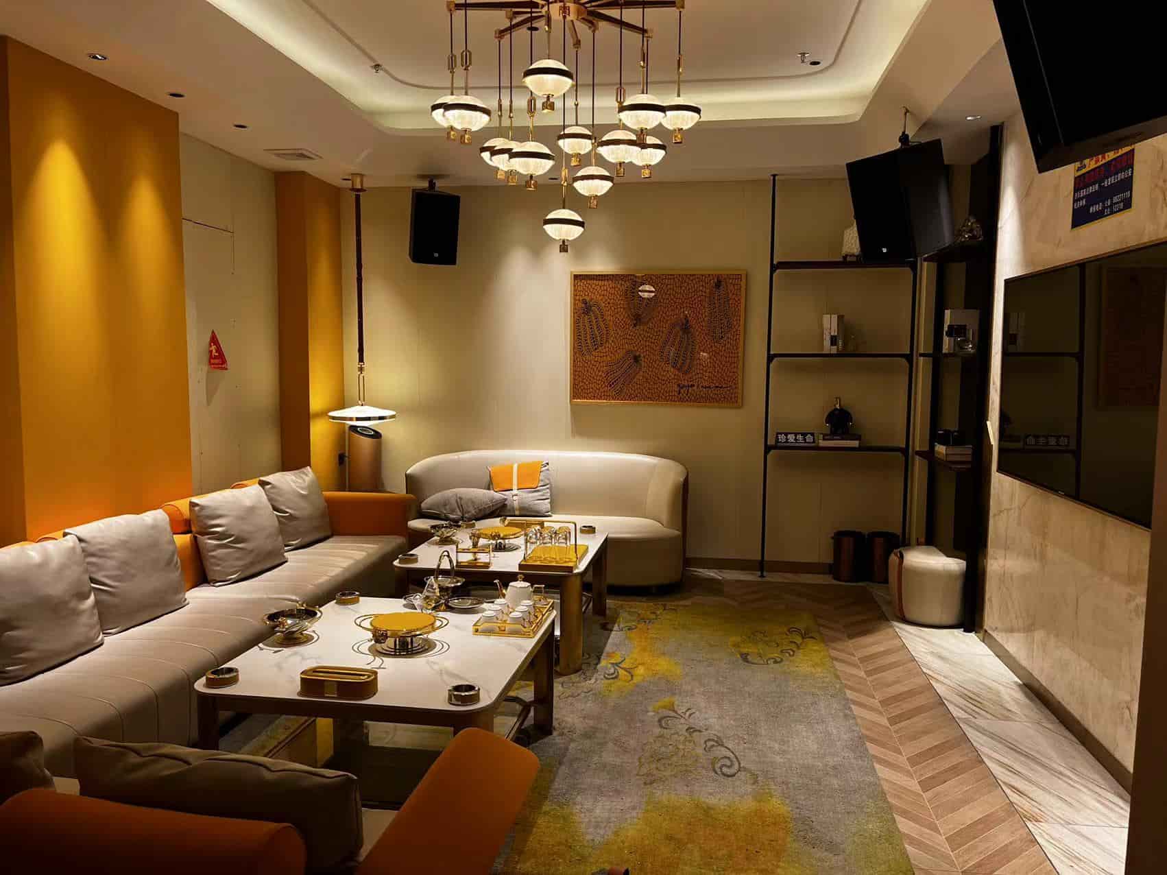 八大行業真的好賺嗎？新人第一次酒店上班前一定要知道的工作內容與制度53 / 作者:酒店經紀 / 帖子ID:2755